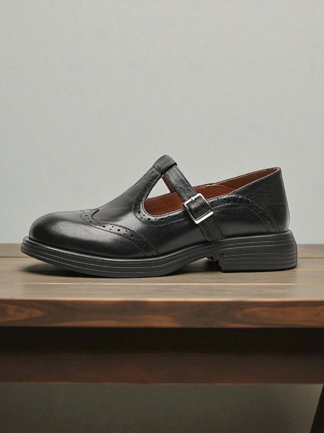 Bruna damskor i konstläder med brogue-detaljer, Mary Jane-skor, klassisk och bekväm stil, perfekta för arbete, vardagsutflykter och vardagsbruk. 2026 - $54.99 –P5