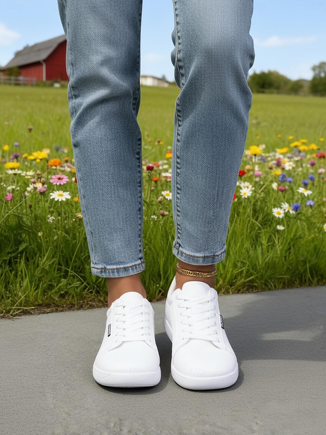 Zapatillas clásicas blancas de piel sintética de corte ancho para mujer: zapatos planos informales con cordones para tenis, caminar, la escuela y uso diario. 2026 - $34.99 –P1