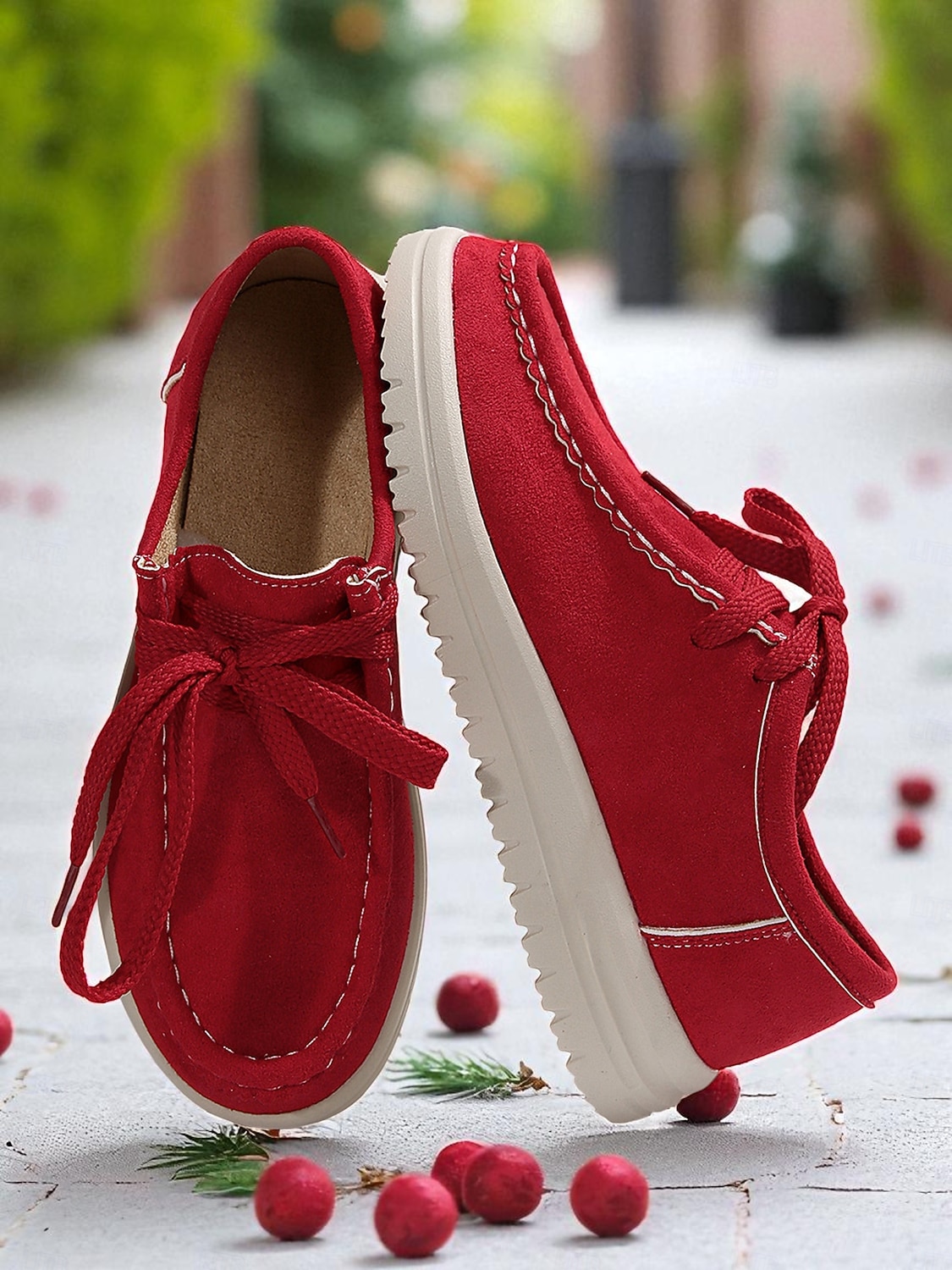 Chaussures rouges décontractées à lacets pour femmes - mocassins plats souples et antidérapants, chaussures confortables au quotidien pour Noël, le shopping et les voyages de 2026 ? $24.99 –P1