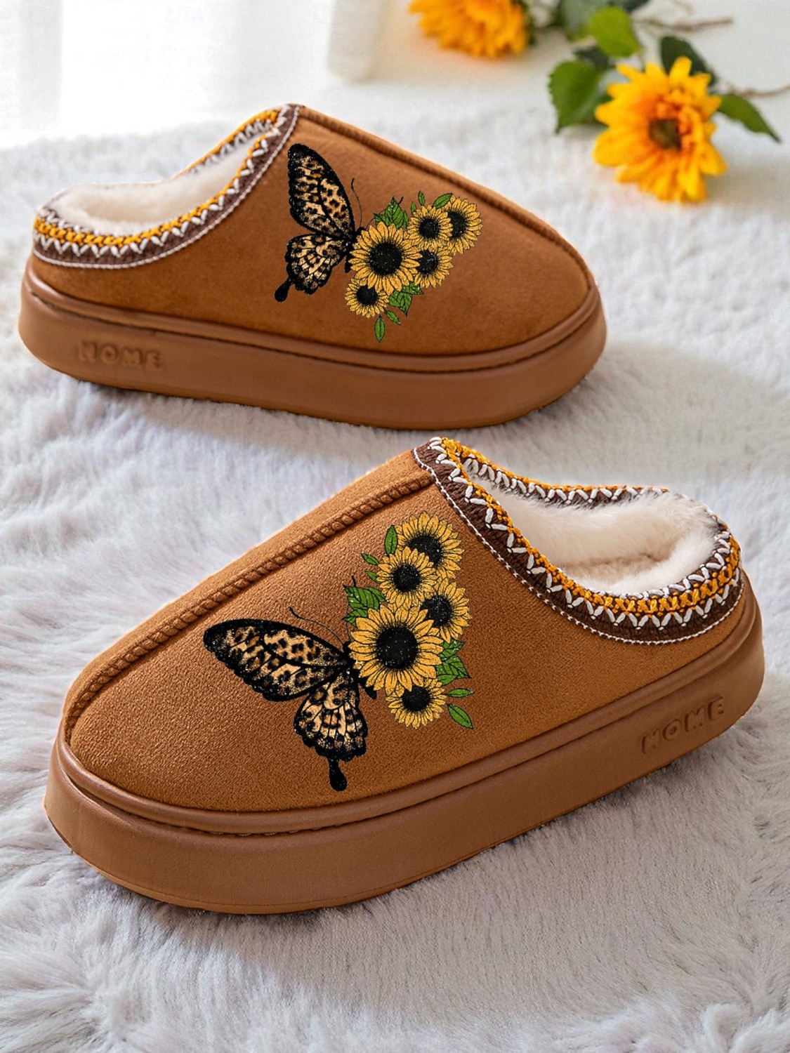 Γυναικείες παντόφλες με τυπωμένο ηλιοτρόπιο - ζεστά παπούτσια εσωτερικού χώρου με επένδυση από φλις και σχέδιο πεταλούδας, άνετα υποδήματα για το σπίτι για χειμερινά δώρα 2026 - $18.99 –P4