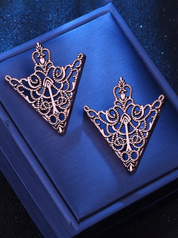 spilla con punte per colletto in lega da uomo: elegante design vintage con dettagli in cristallo, disponibile in più colori, perfetta per eventi formali e abbigliamento da lavoro del 2026 a $7.99 –P7