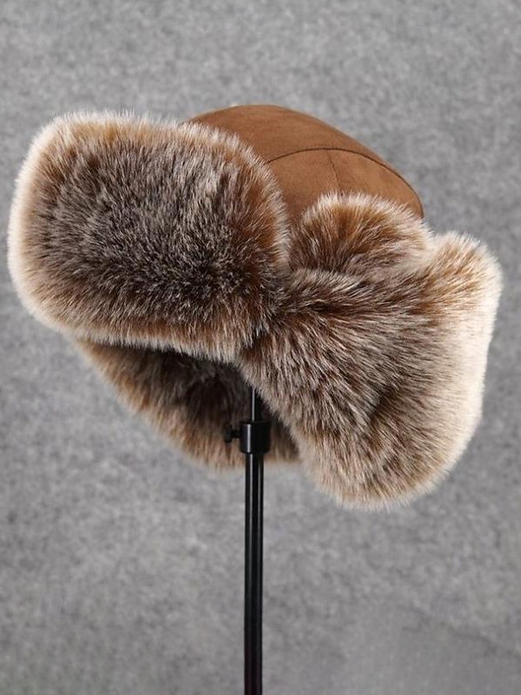 Chapeau trappeur en fausse fourrure pour homme, chaud et élégant, disponible en noir et marron, parfait pour les temps froids et les activités hivernales en extérieur. de 2026 ? $24.99 –P8