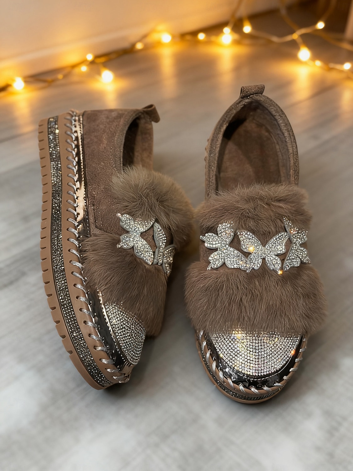 Damen-Loafer mit Strass-Schmetterling und Kunstpelz – funkelnde Slipper für Partys und Club-Outfits &Winter-Glamour-Stil 2026 - $42.99 –P3