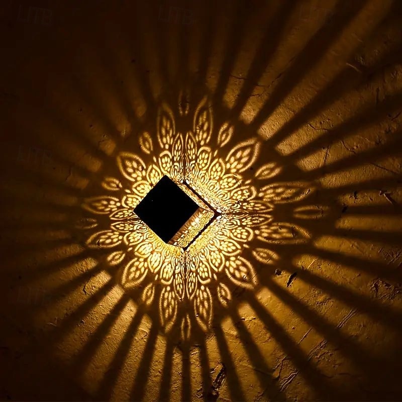 2 ks solární čtvercové nástěnné světlo venkovní vodotěsné nádvoří světlo s dutou projekcí nástěnné světlo vánoční domov zahrada veranda balkon vnější stěna dekorace krajinářské světlo 2026 - $44.99 –P6