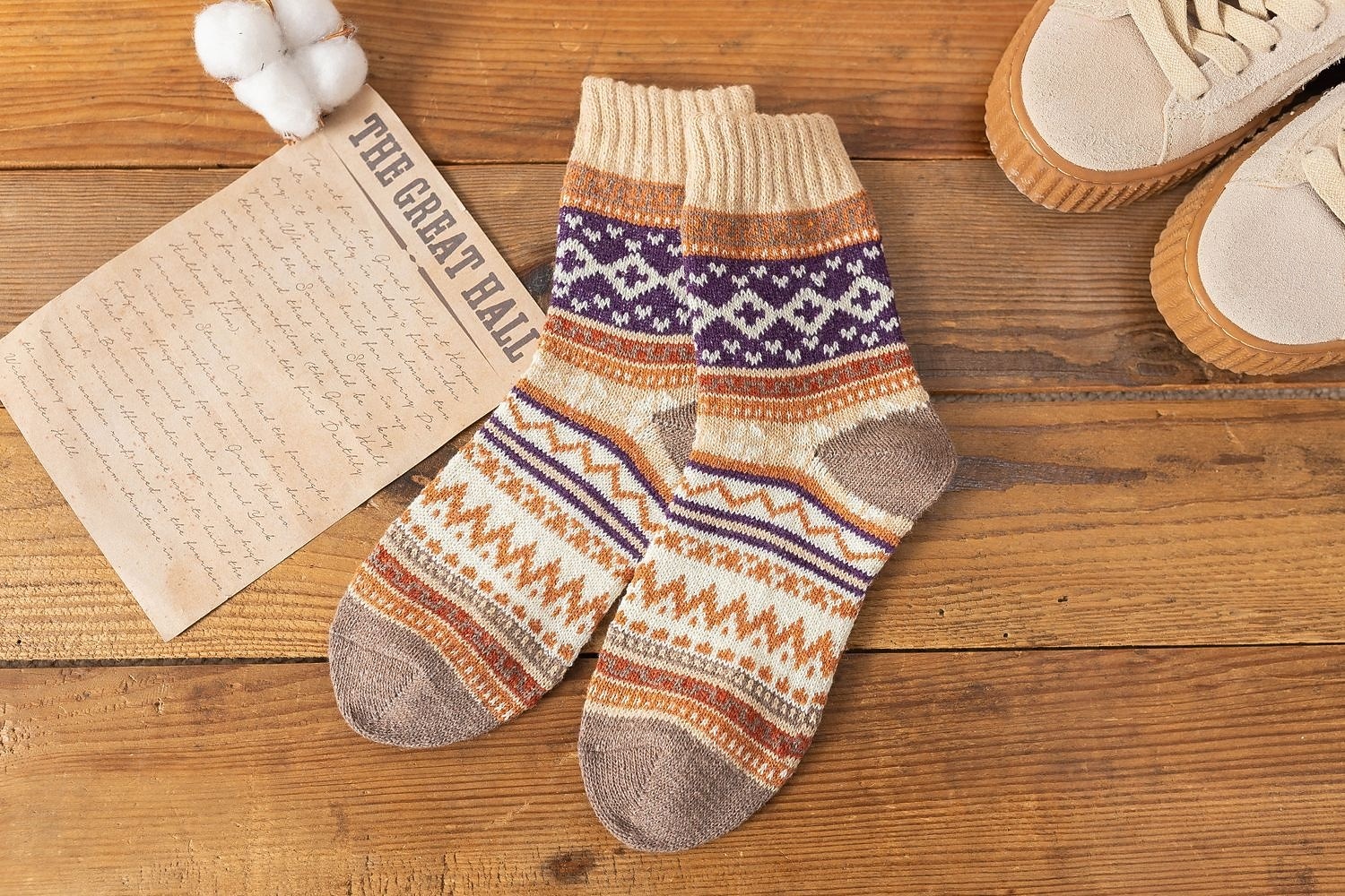 Wollen Sokken voor Vrouwen Valentijnsdag Cadeaus voor Moeder Vrouwen Haar Sinterklaas Cadeaus Bot Warm Zachte Crew Sok voor Winter Wandelen 2026 - $13.99 –P14