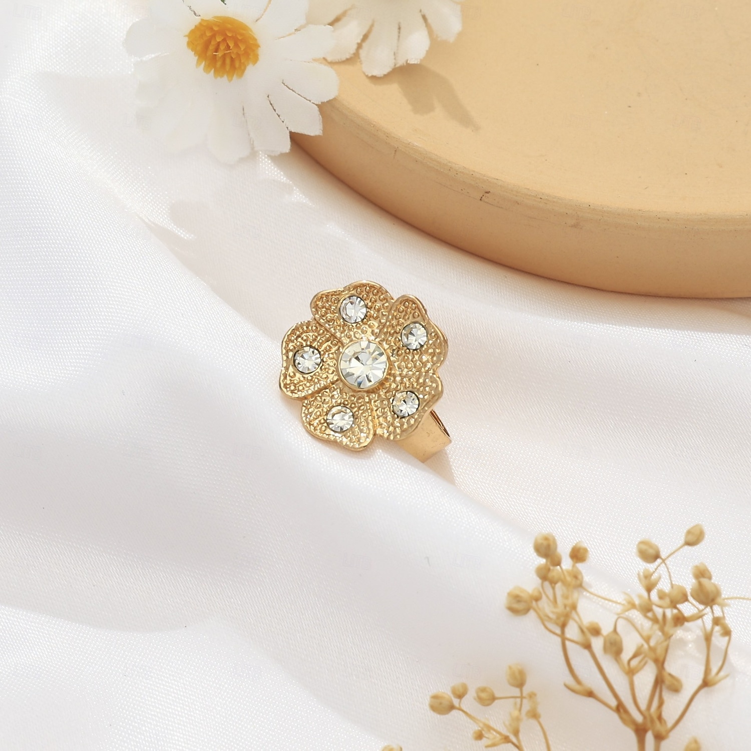 Naisten kullanvärinen kukkakorusetti kristalliyksityiskohdilla - elegantti kaulakoru, rannekoru &korvakorut juhliin, häihin tai iltatilaisuuksiin 2026 - $14.99 –P4