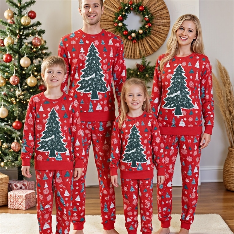 Olhar de família Natal Pijama de Natal para a Família Pijamas Conjuntos de família Gráfico Árvore de Natal Casa Imprimir Vermelho Manga Longa Diário Roupas Combinando de 2025 por $22.99 –P1