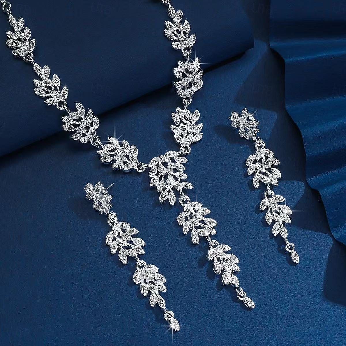 Gouden damesketting en oorbellenset met strass-steentjes - elegante, glinsterende sieraden voor feest- en avondgelegenheden 2026 - $19.99 –P2