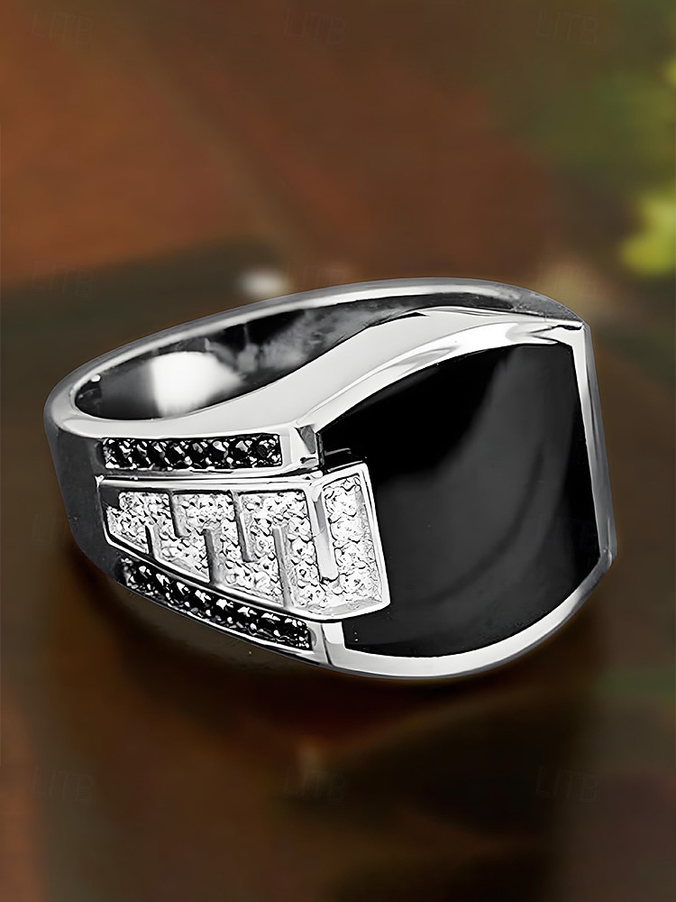 Anillo de aleación para hombre: detalles de diamantes blancos y negros, colores oro y plata, diseño elegante para ocasiones formales e informales. 2025 - $7.99 –P5