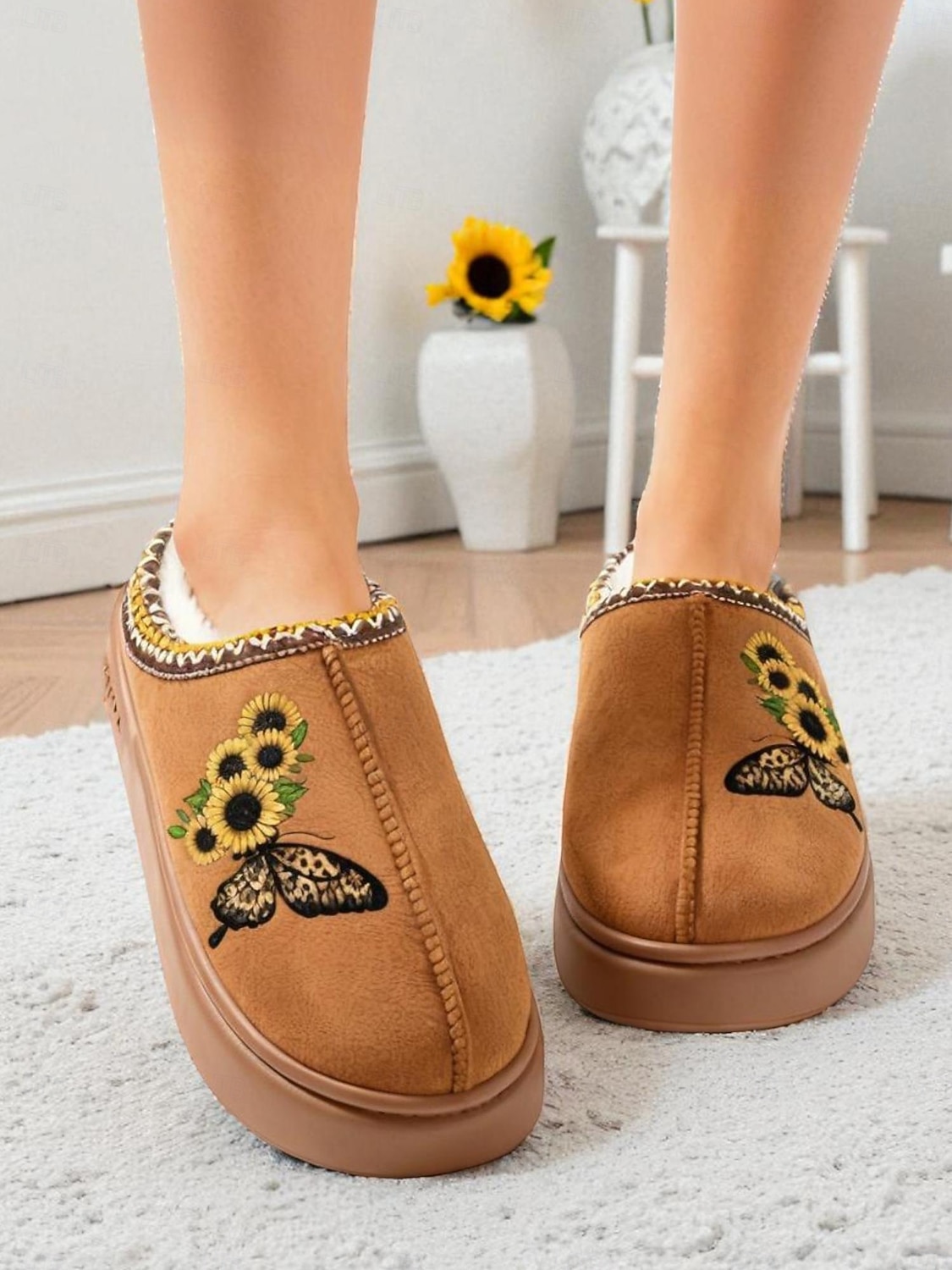 Γυναικείες παντόφλες με τυπωμένο ηλιοτρόπιο - ζεστά παπούτσια εσωτερικού χώρου με επένδυση από φλις και σχέδιο πεταλούδας, άνετα υποδήματα για το σπίτι για χειμερινά δώρα 2026 - $18.99 –P2