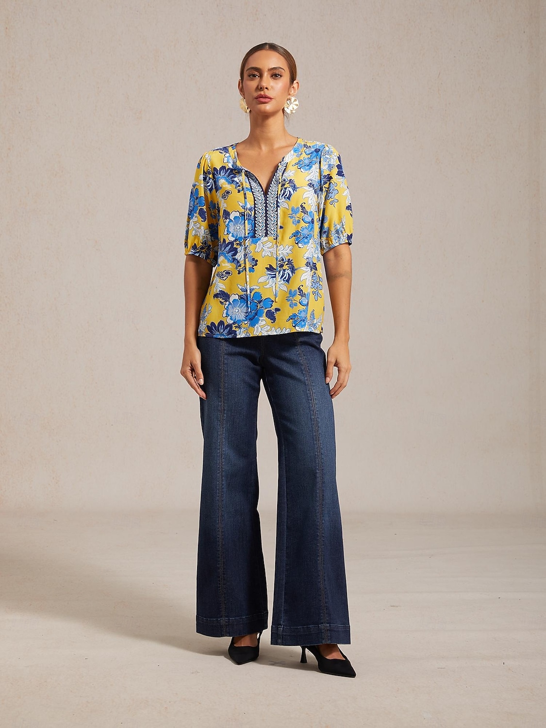 viskózový top s kulatým výstřihem a uměleckým květinovým potiskem na dovolenou 2026 - $15.99 –P1