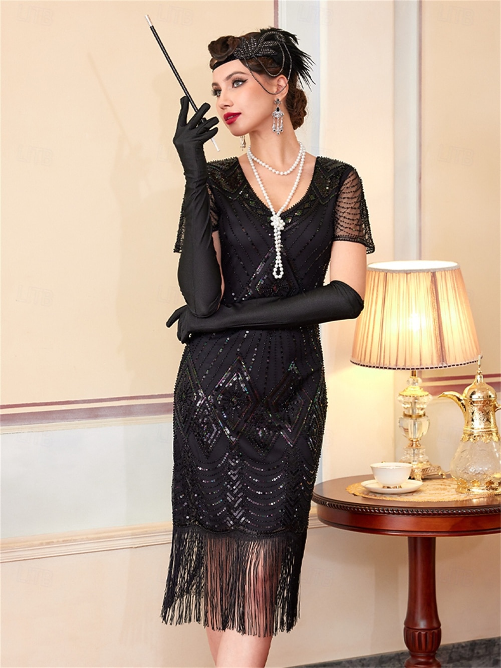 Roaring 20s 1920s Knee Length Flapper Dress Short Sleeves The Great Gatsby Sequins Fringe V Neck Fancy Dress Women's Christmas Carnival speakeasy Masquerade Retro Theme Party Adults' Dress 2026 - $57.99 –P14