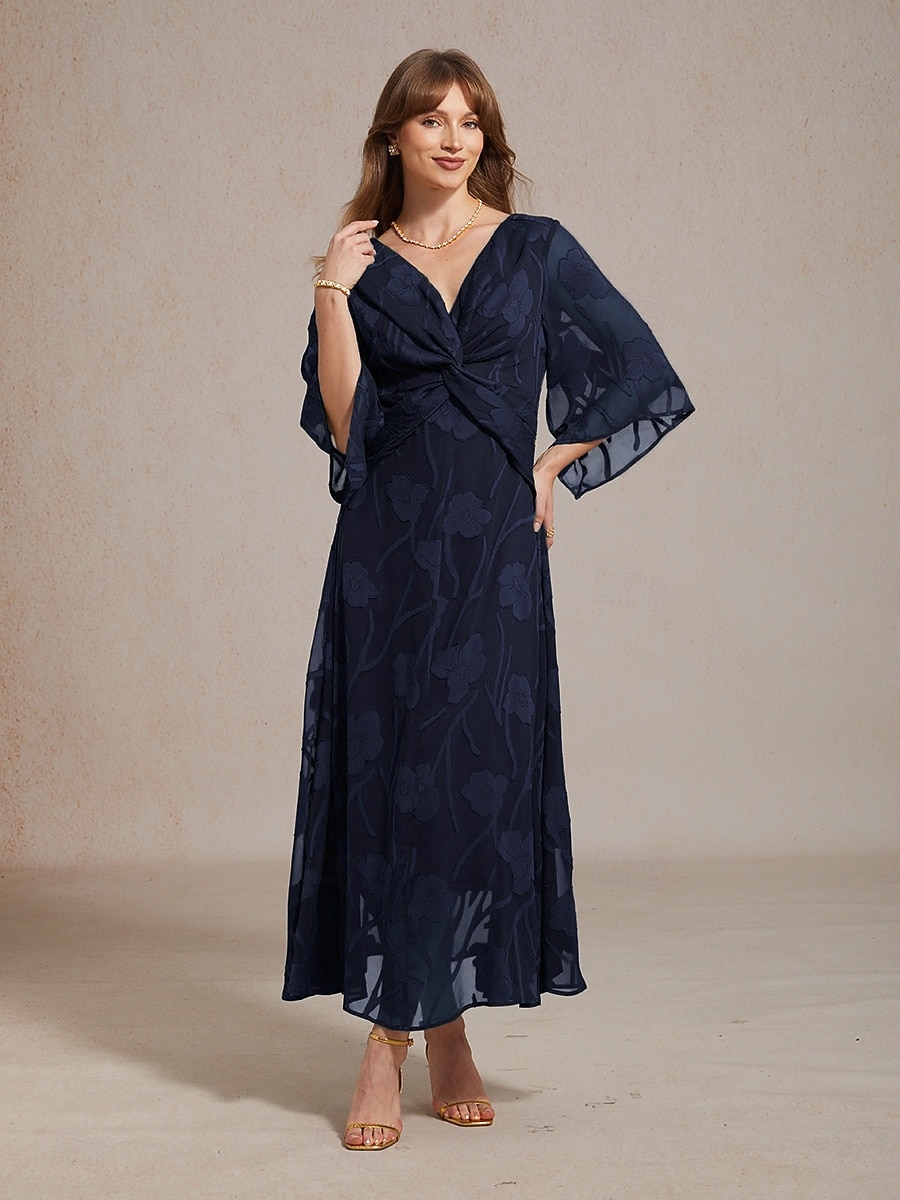 Femmes Robe maxi Robe en Chiffon Élégant Quotidien Vacances robe demoiselle d honneur À lacets Fleuri Manche 3/4 Col en V bleu marine de 2026 ? SGD S$124.82 –P7