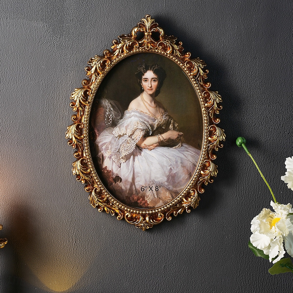 إطار صور جداري مزخرف بنقوش ذهبية على الطراز الأوروبي القديم، مصنوع من مادة الراتنج، مناسب لعرض الصور العائلية وجلسات التصوير. 2026 - $22.99 –P7