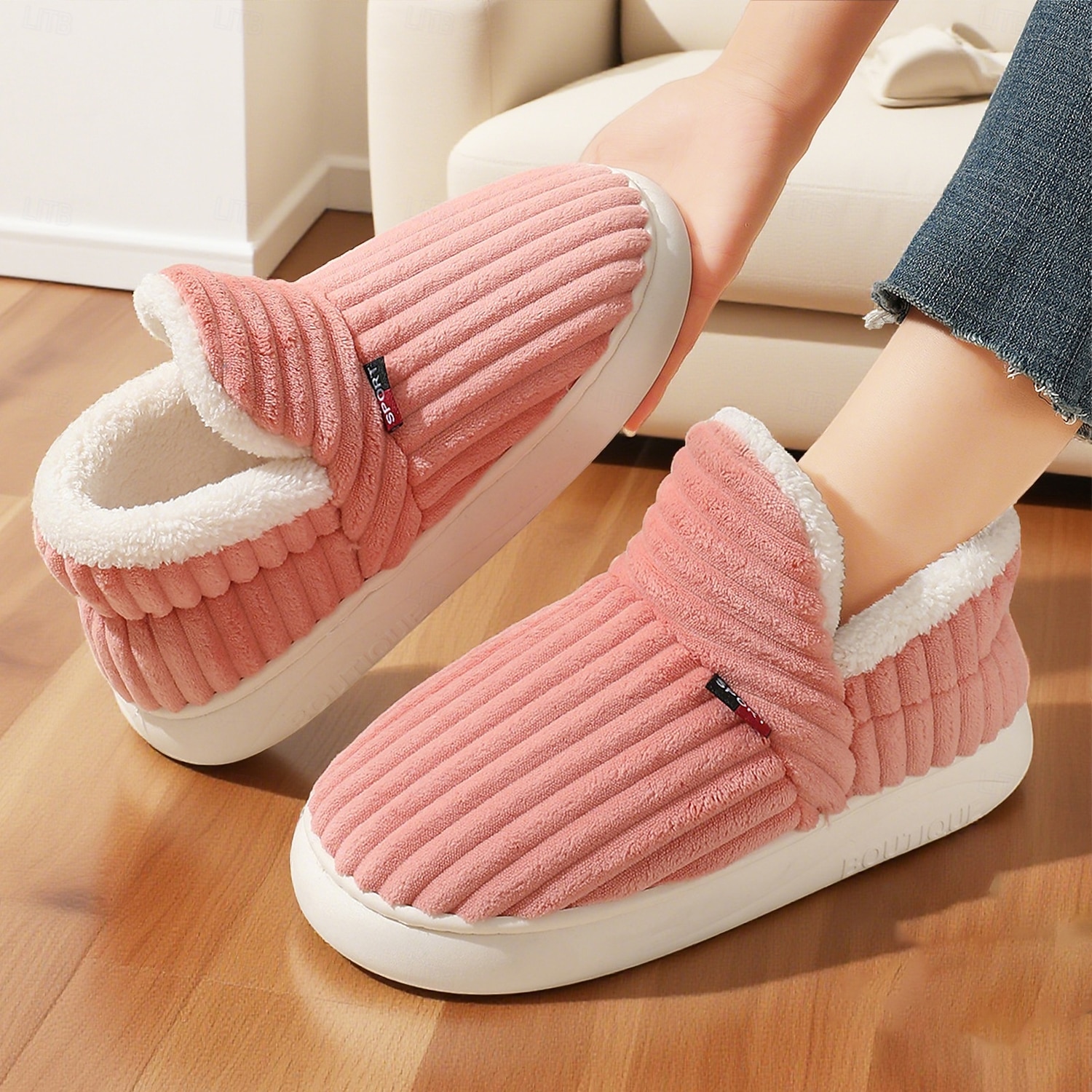 מגפי חורף לנשים מגפי שלג מכותנה קטיפה מעובה עם בטנת פליז אופנתית חמה נגד החלקה נעלי בית חיצוניות 2026 - $17.99 –P5