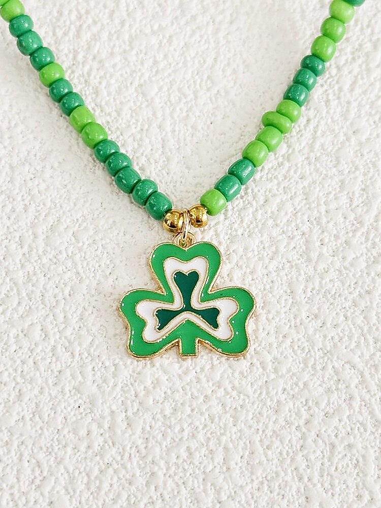 Dámský náhrdelník s trojlístkem ze slitiny a akrylu s různými styly přívěsků, zelené korálky, ideální na Den svatého Patrika i na každodenní nošení 2026 - $7.99 –P6