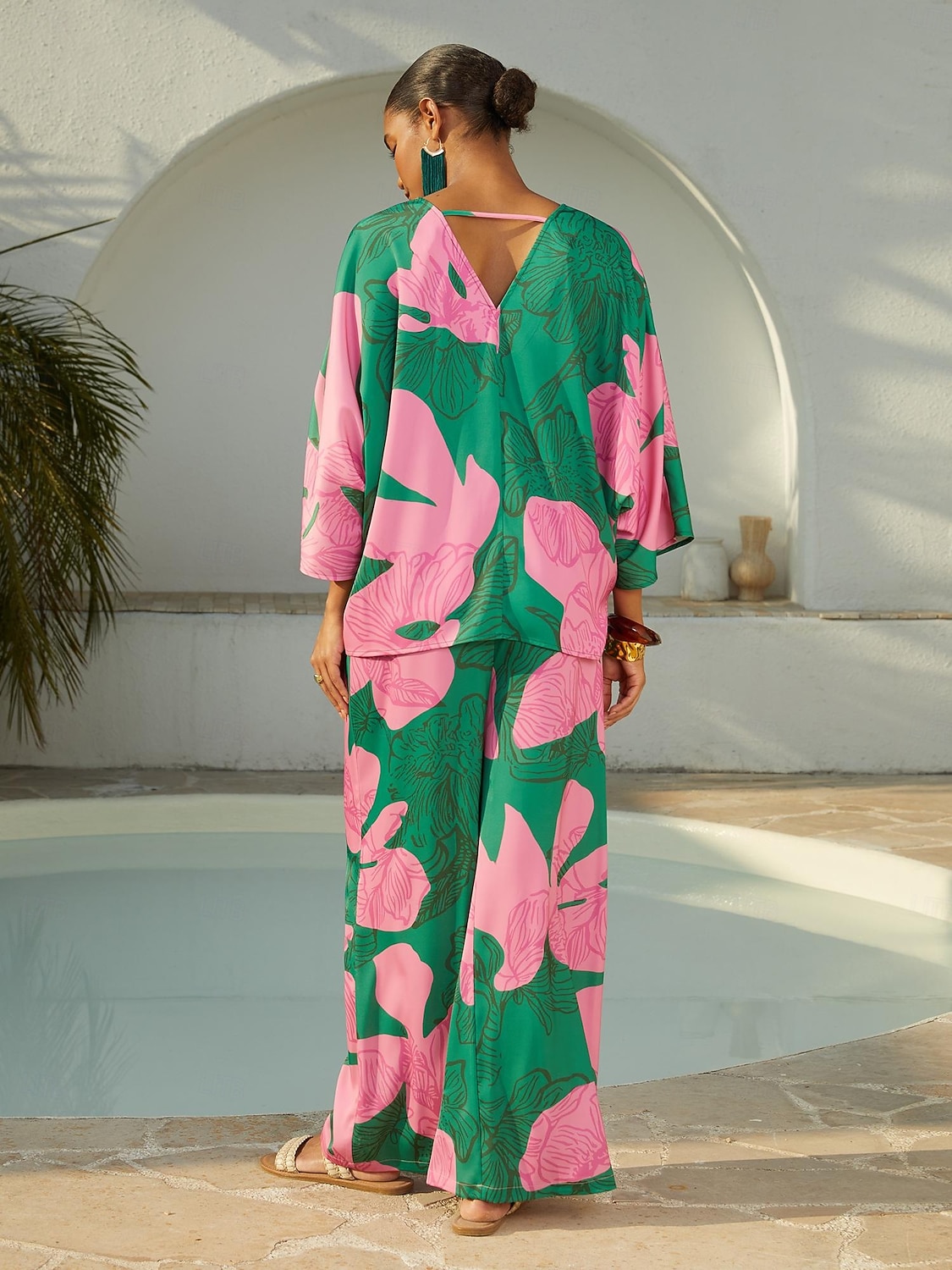 Vacation Contrast Geometric Print Dolman Sleeve Satin Top 2026 - $67.99 –P4