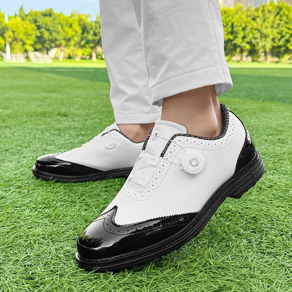 Heren golfschoenen – comfortabel wit en bordeauxrood design voor optimale prestaties en stijl op de golfbaan. 2026 - $79.99 –P32