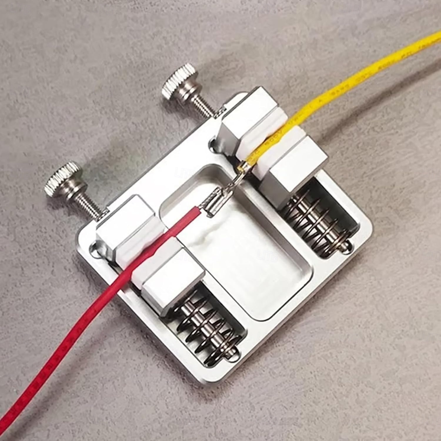 kraftig sveisetvinge i aluminium med temperaturbestandig kjeve for montering av kretskort, loddetrådklemme, loddeinnretning for ledningsmontering, sveisebordklemmeverktøy 2026 - $53.99 –P3