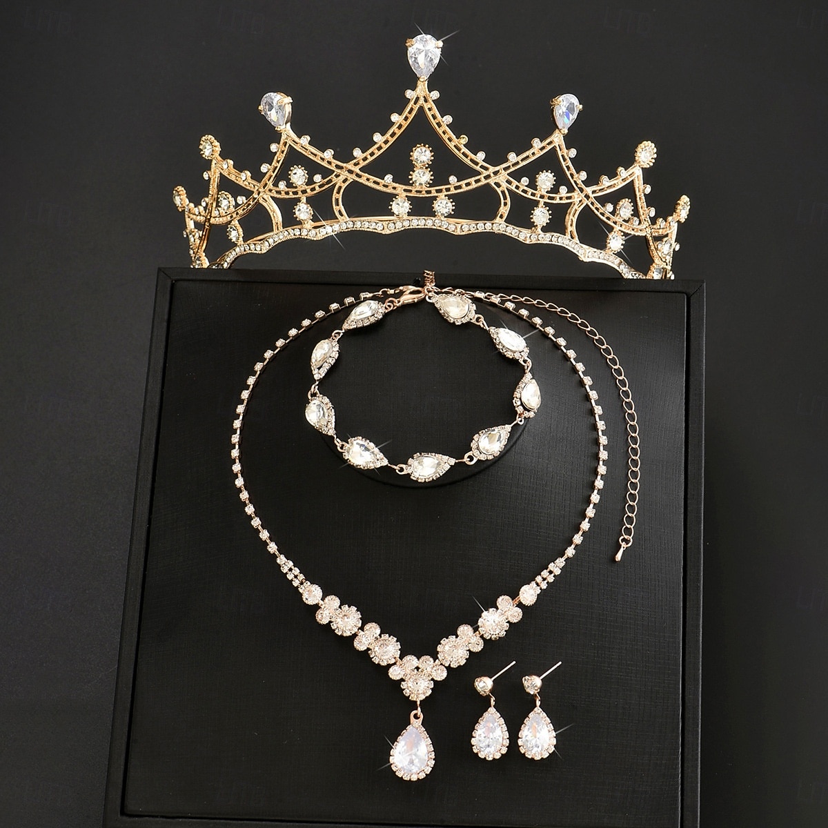 Conjunto de joias de noiva com cristais para mulheres - tiara de 3 peças e colar em formato de gota. &Pulseira de noiva estilo princesa com strass brilhantes. &cerimônias de casamento de 2026 por $18.99 –P2