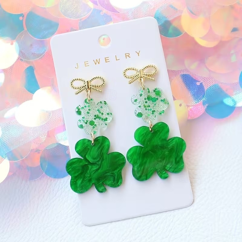 1 par de pendientes del Día de San Patricio, pendientes de trébol estrellado de acrílico verde con elegantes lazos, elegantes joyas colgantes para fiestas navideñas. 2026 - $9.99 –P2