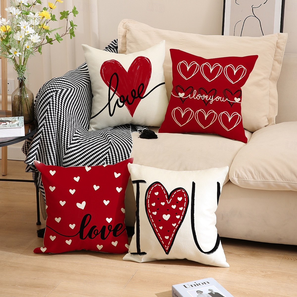Valentine's Day Couple Heart Pillow Cover, Red "LOVE" Letter Print Decorative Cushion, Perfect for Sofa, Living Room, Bedroom, Ideal for Romantic Valentine's Day Home Decor 2026 - $13.99 –P2