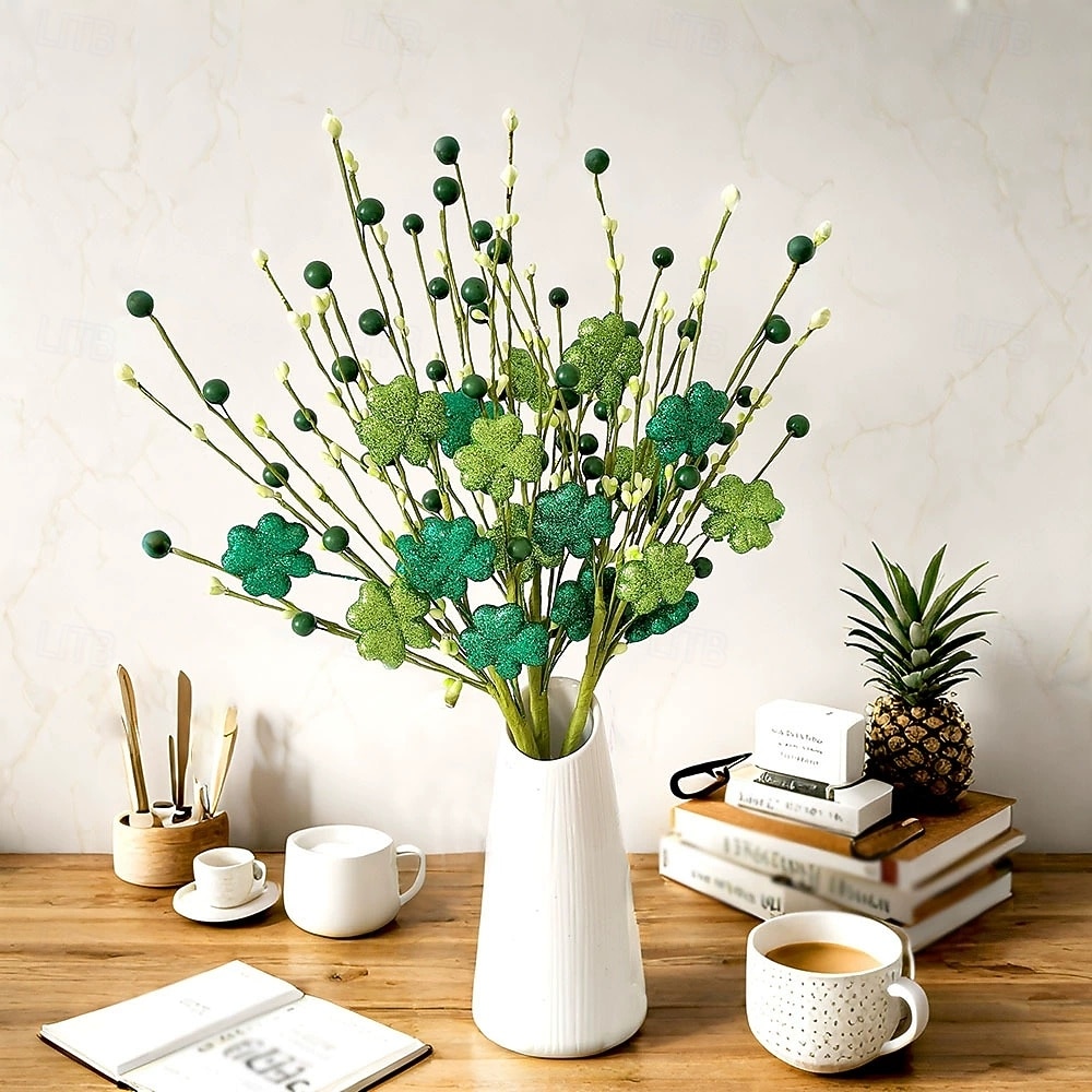 חבילה של 6 גבעולי פירות יער תלתן ליום פטריק הקדוש, מקלות תלתן מלאכותיים לקישוט, גבעולי פירות יער איריים ירוקים לקישוטי שולחן מרכזיים, סידורי פרחים ויצירות "עשה זאת בעצמך" 2026 - $28.99 –P7