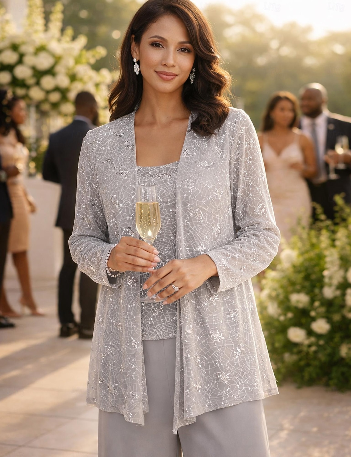 Terninho Traje de 3 peças Longo Vestido Para Mãe dos Noivos Sem Manga Scoop pescoço Elegante Convidado do casamento Chiffon Renda Embrulho incluido com Lantejoulas de 2026 por $183.99 –P3