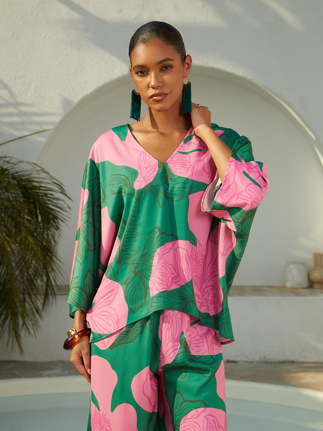 Vacation Contrast Geometric Print Dolman Sleeve Satin Top 2026 - $67.99 –P9