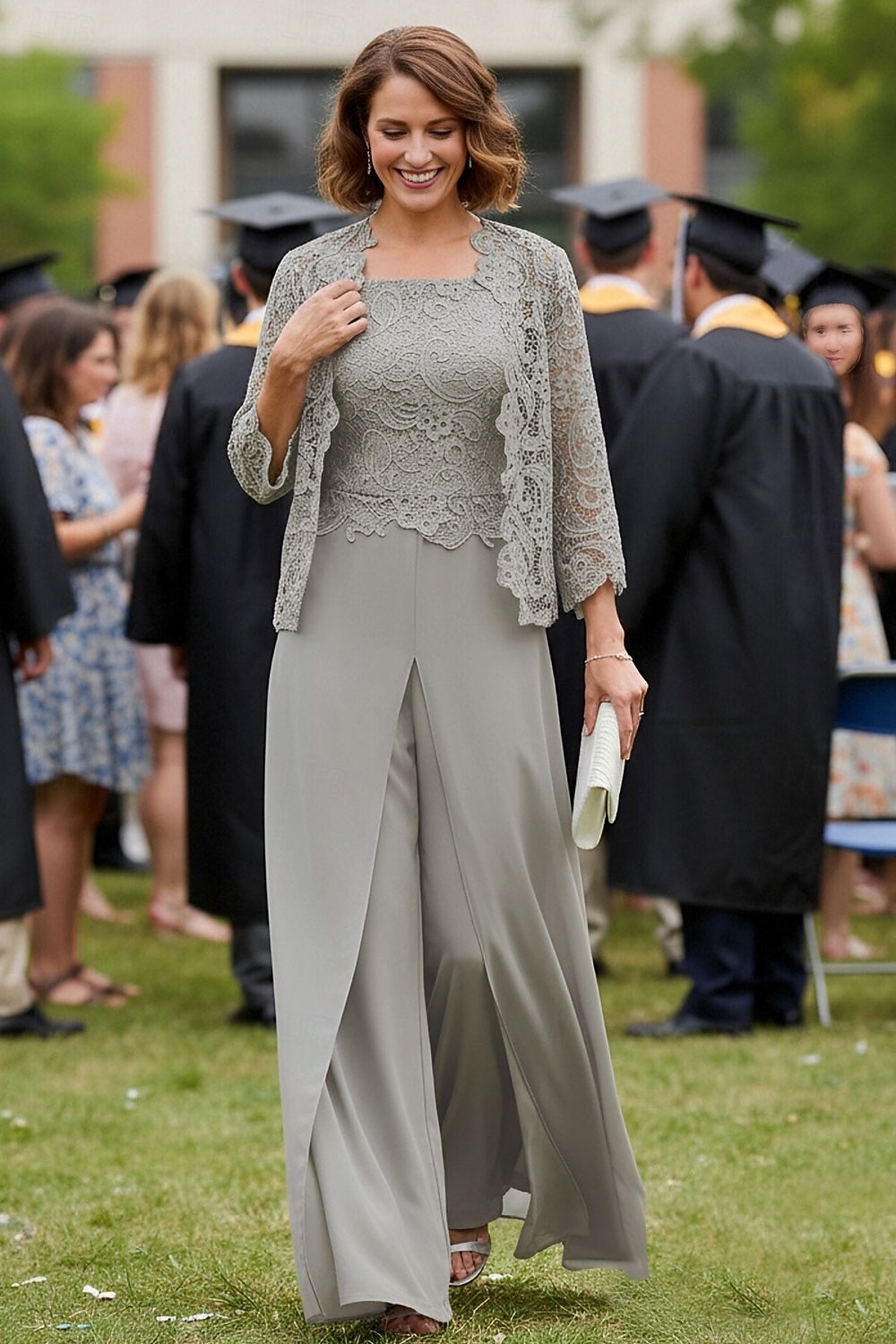Linha A Traje de 3 peças Terno-calça Longo Vestido Para Mãe dos Noivos Sem Manga Manga Longa Com Alças Finas Elegante Formal Convidado do casamento Chiffon Renda de Cordão Embrulho incluido com Renda de 2026 por $160.99 –P1