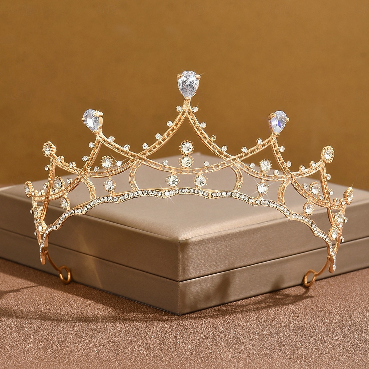 Conjunto de joias de noiva com cristais para mulheres - tiara de 3 peças e colar em formato de gota. &Pulseira de noiva estilo princesa com strass brilhantes. &cerimônias de casamento de 2026 por $18.99 –P3