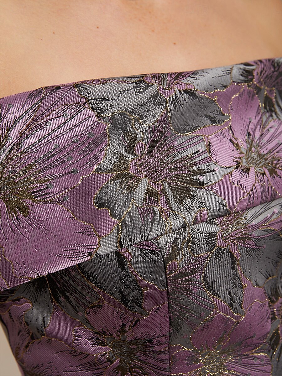 Femmes Robe maxi Robe ajustée et évasée Robe à épaules dénudées Élégant Soirée Jacquard Métallique Coupe régulière Fleuri Sans manches Épaules Dénudées Violet de 2026 ? $135.99 –P6