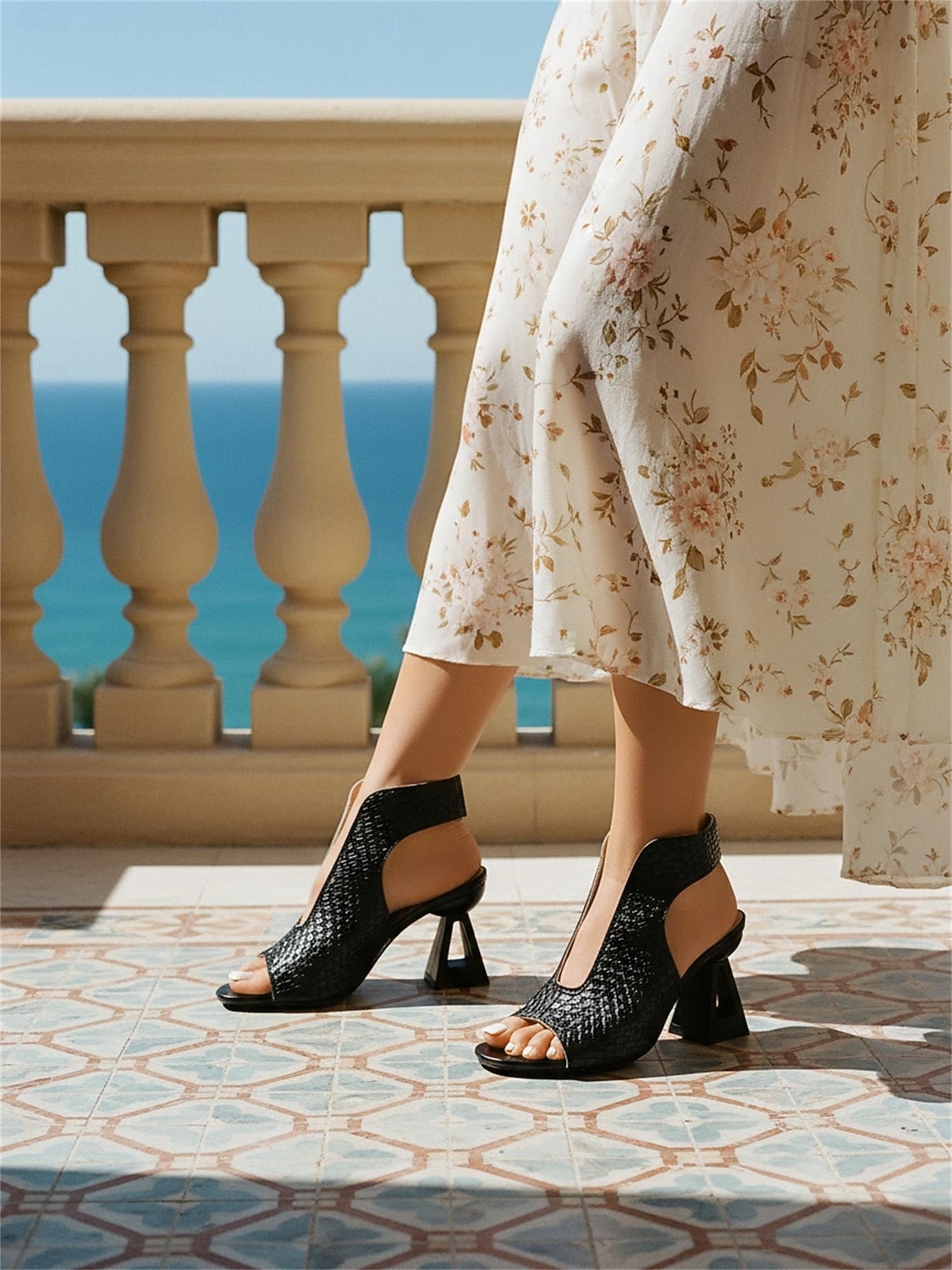 sandali bianchi da donna con tacco alto, punta aperta, tacco geometrico e dettagli intrecciati: perfetti per le vacanze estive, l'abbigliamento da resort e le gite in spiaggia del 2026 a $34.99 –P7