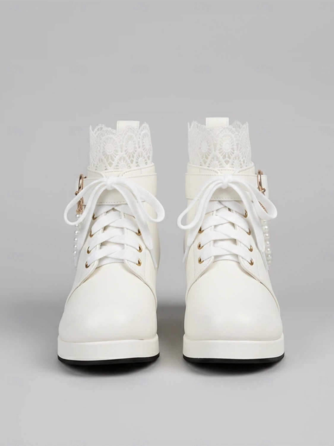 Women's White Bridal Ankle Boots – Lace-Up Wedding Shoes with Heart and Pearl Decoration, Chunky Heel for Vintage-Inspired Brides 2026 - E£3547.21 –P3