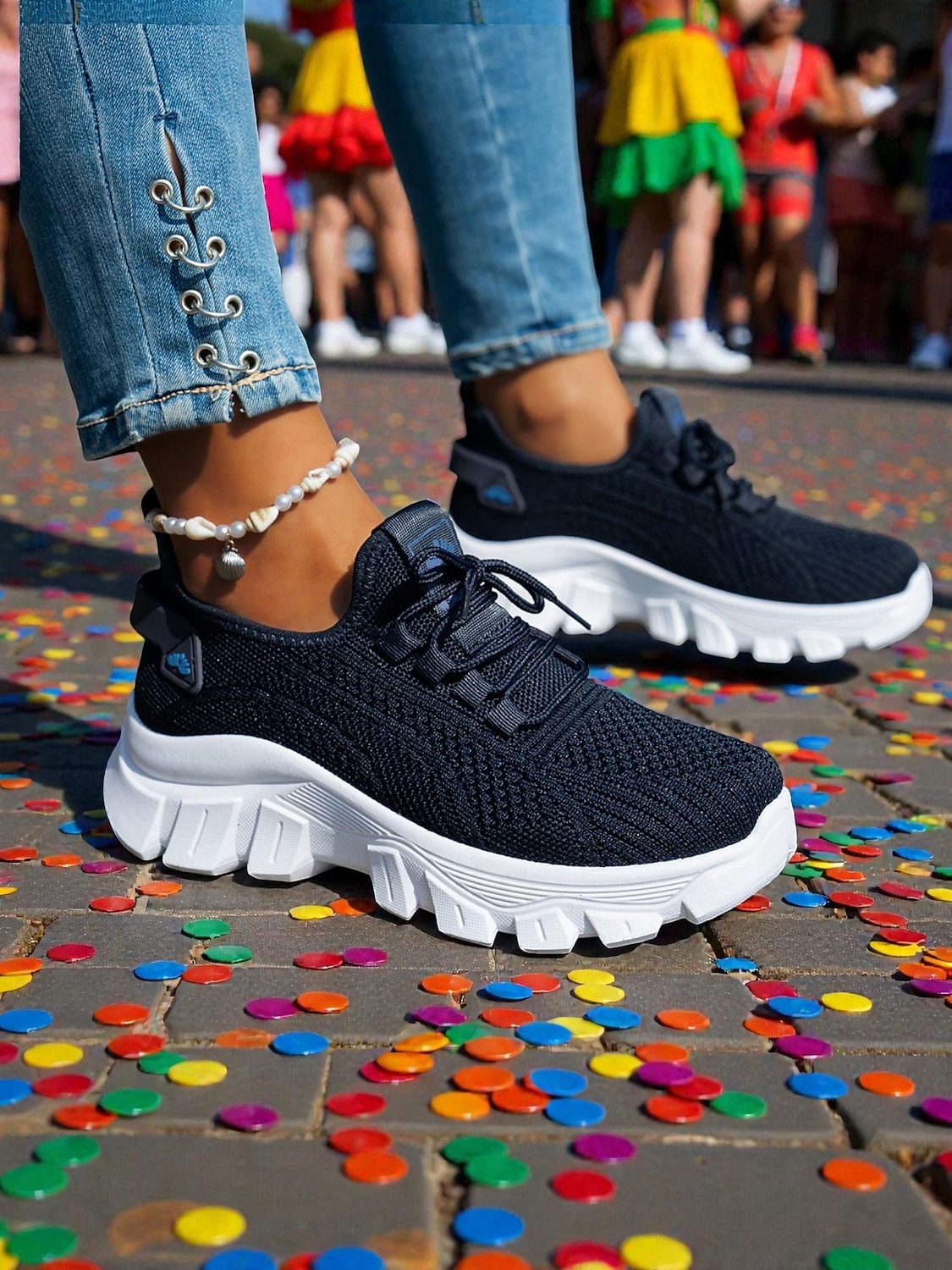 Baskets de course orange pour femmes tissu en mesh respirant chaussures de sport confortables et légères pour le carnaval le festival et les activités de plein air de 2026 ? $34.99 –P12