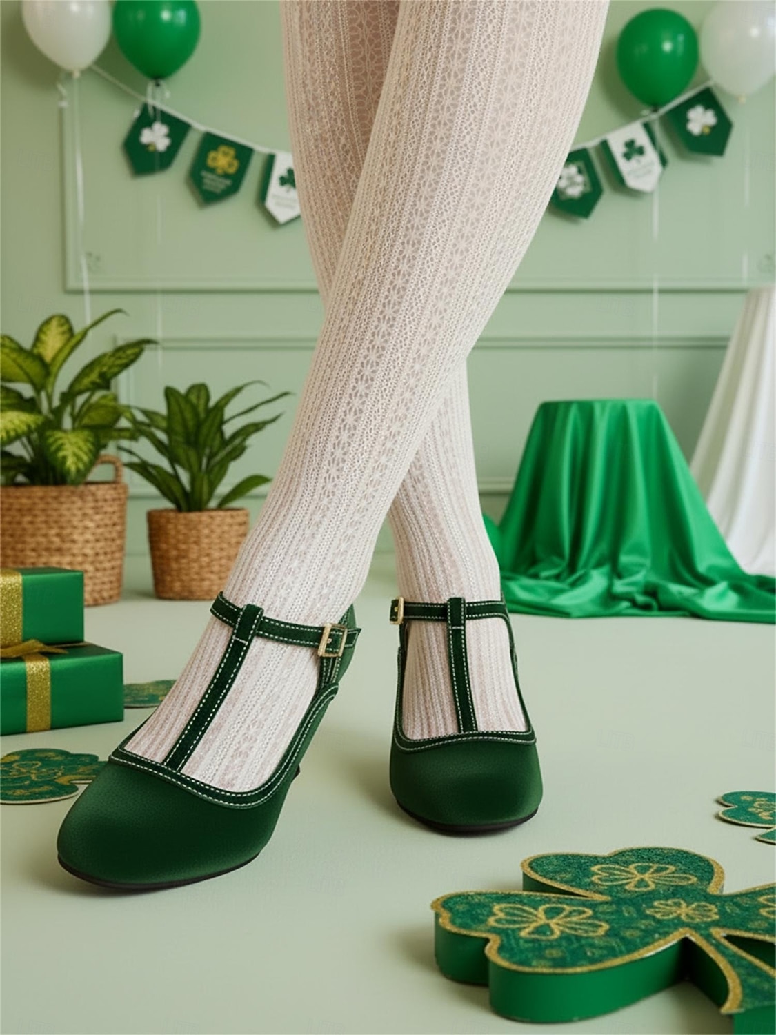 Zapatos de tacón con tira en T de terciopelo verde para mujer: calzado de inspiración vintage para festividades del Día de San Patricio, fiestas y celebraciones. 2026 - $54.99 –P2