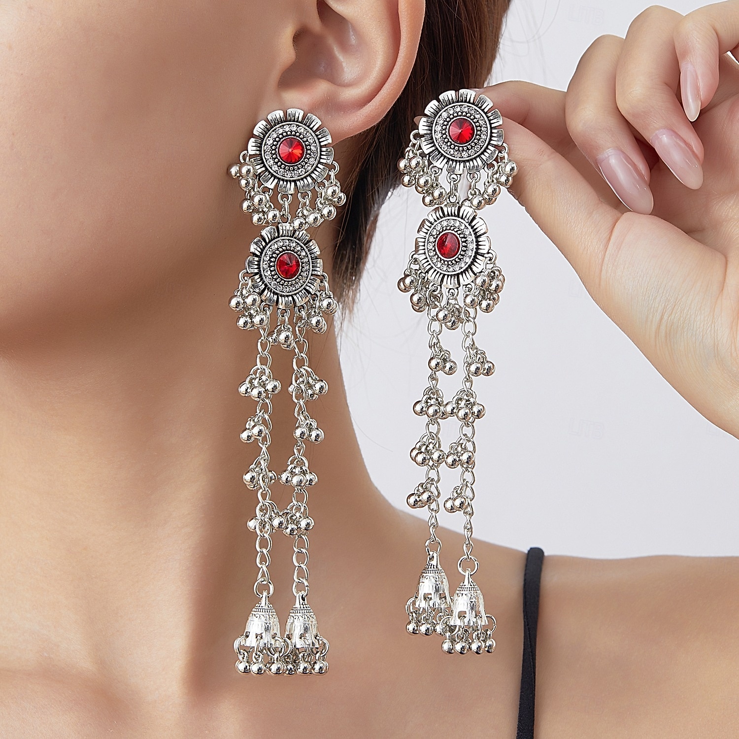 Жен. Серьги-слезки Черный Белый Цвет шампанского Сплав Богемия Винтаж 2026 - $11.99 –P7