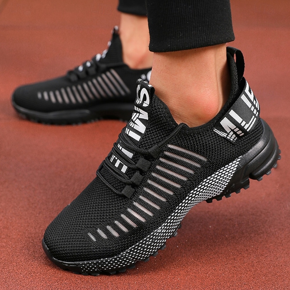 Ljusgröna herrskor i andningsbart mesh, lätta, halkfria terrängsneakers, bekväma träningsskor för promenader, jogging, gym och St. Patrick's Day-kläder 2026 - HUF 13072 –P1
