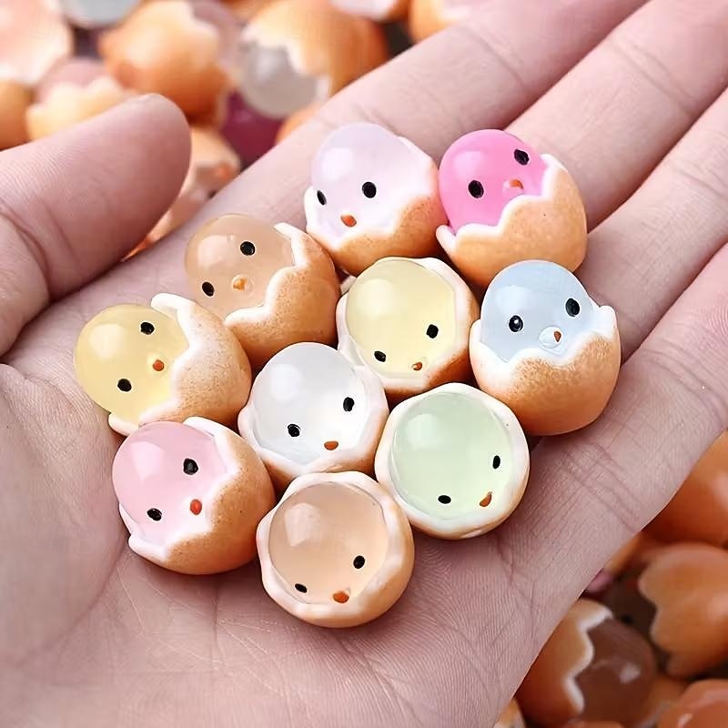100 Stück leuchtende Osterkükenfiguren, Mini-Kükenstatuen zum Befüllen von Ostereiern, für Feengärten, Puppenhausdekoration, Bastelarbeiten, Frühlings- und Weihnachtsdekorationen 2026 - $23.99 –P4