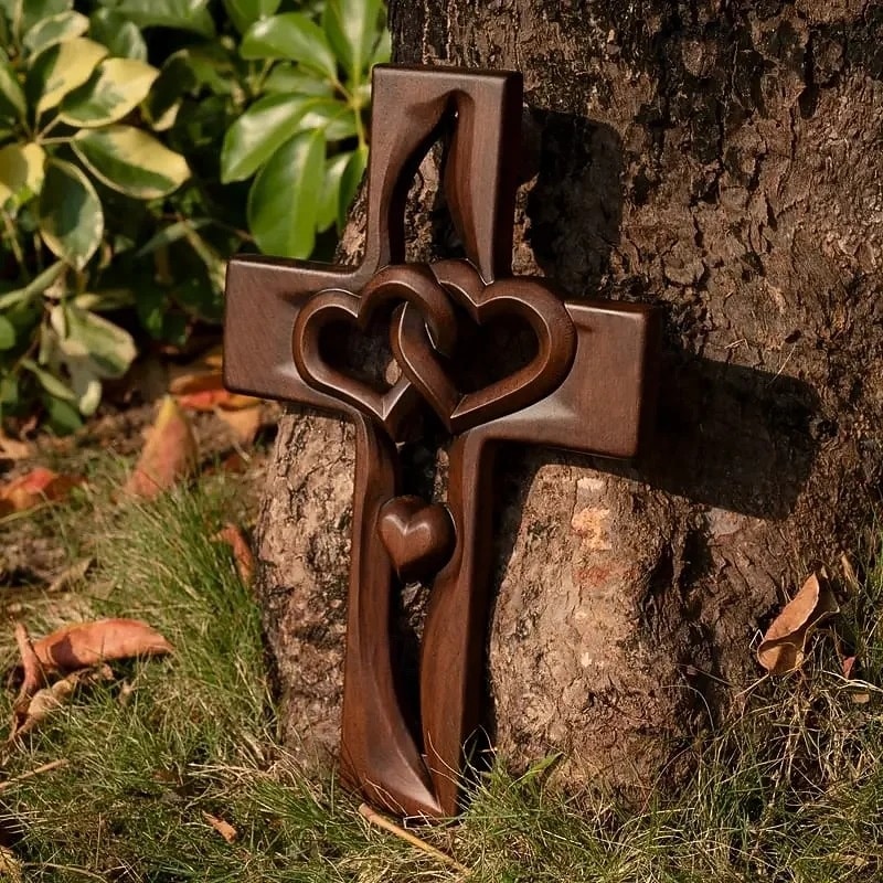 Intertwined Hearts Wooden Cross, Romantic Handcrafted Gift, Engravable Design, Perfect for Weddings, Anniversaries, or Special Occasions, Elegant Religious Home Decor 2026 - $19.99 –P9
