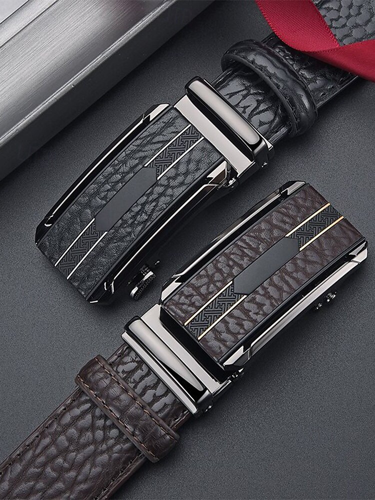 cintura da uomo in similpelle, fibbia automatica con finitura testurizzata, stile classico formale, colori nero e caffè, per matrimoni, abbigliamento da lavoro e abiti casual eleganti del 2026 a $11.99 –P5