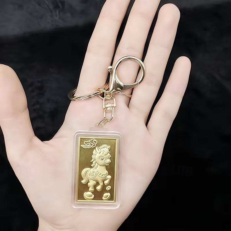 Nyckelring för hästens år 2026 - lyckosouvenir med hästdesign fyrkantigt stjärntecken slitstarkt karbinlås i aluminiumlegering perfekt för nyårsdekorationer nyårsdekorationer festlig nyckelring 2026 - $9.99 –P3