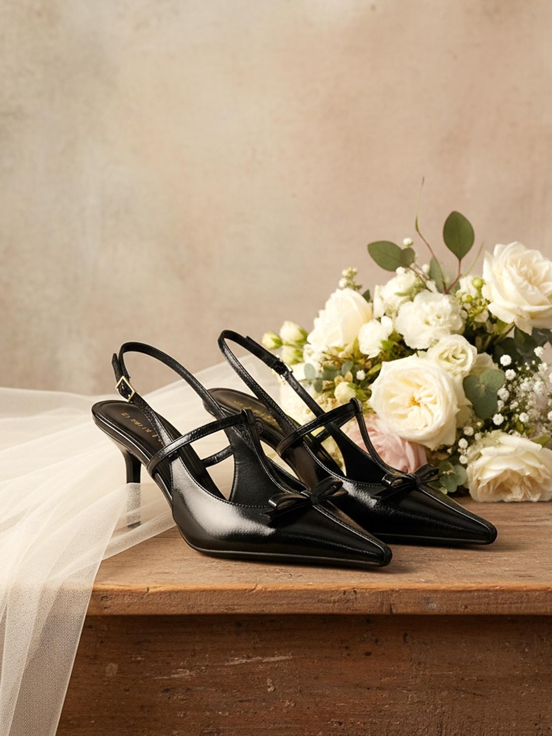 Sapato feminino branco de salto alto com bico fino e tira em T com laço – elegante sapato de noiva para casamento na cidade. &cerimônias religiosas, perfeitas para noivas e convidados de casamento de 2026 por $59.99 –P6