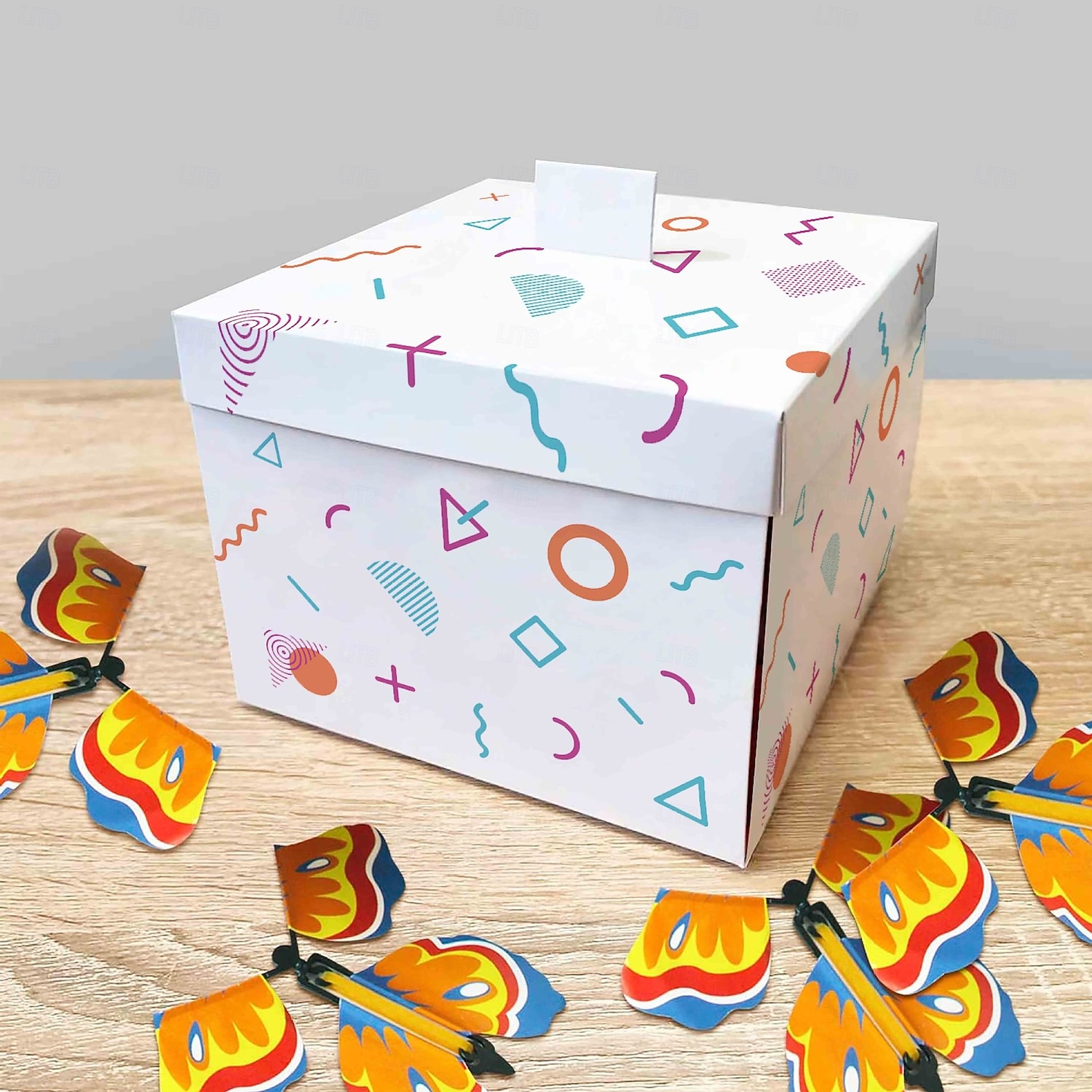 Butterfly Explosion Gift Box, Flying Butterfly Surprise Box for Birthday, Wedding, Anniversaries, Christmas 2026 - $13.99 –P11