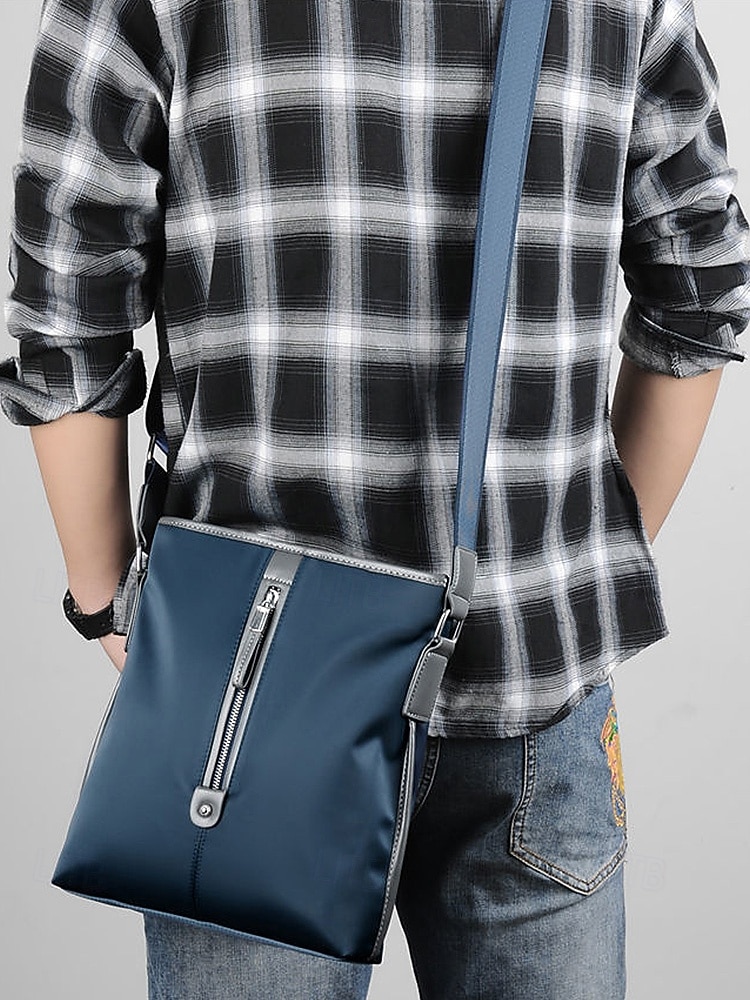 borsa a tracolla impermeabile in tessuto Oxford da uomo – grande capacità, design multitasche, disponibile in blu e nero del 2026 a $19.99 –P2