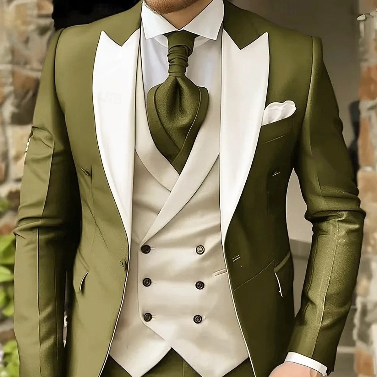 A bărbaților Smoking Costume de petrecere Nunta pe plaja Nuntă de primăvară Alb Vișiniu Primavara vara Costum Lapel cu vârf Modă Petrecere Peteci Fit adaptat Set 3 piese Un singur rând, un nasture 2026 - $139.99 –P1