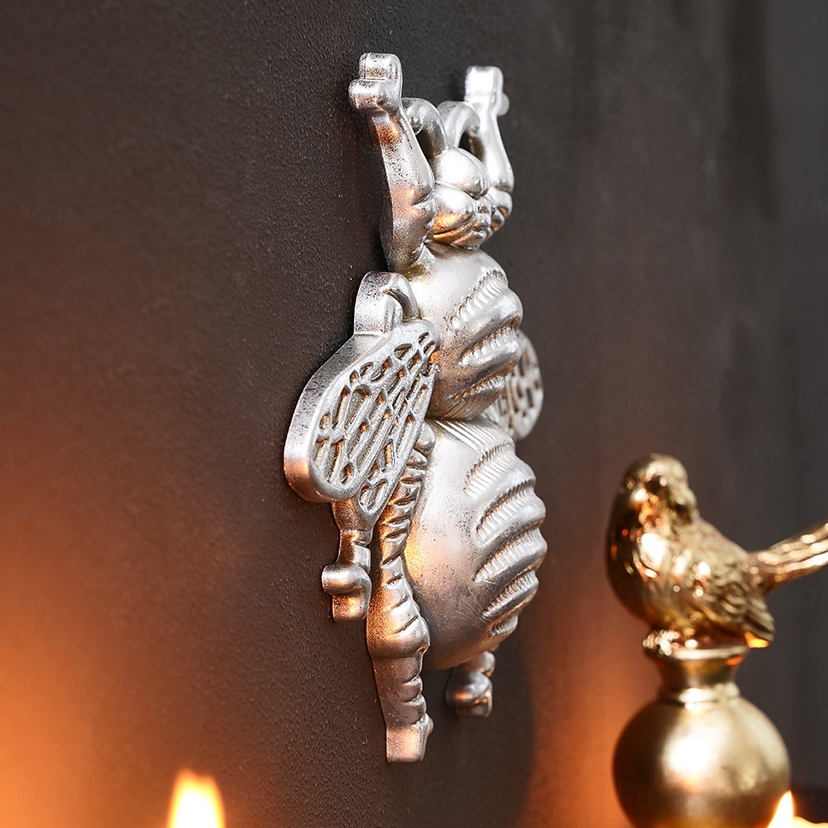 Wanddecoratie van een vliegende bij van hars, een uniek hangend ornament met insectenthema, perfect voor feestdecoratie, kamerdecoratie, woonaccessoires en wanddecoratie met een natuurlijke 2026 - $21.99 –P7