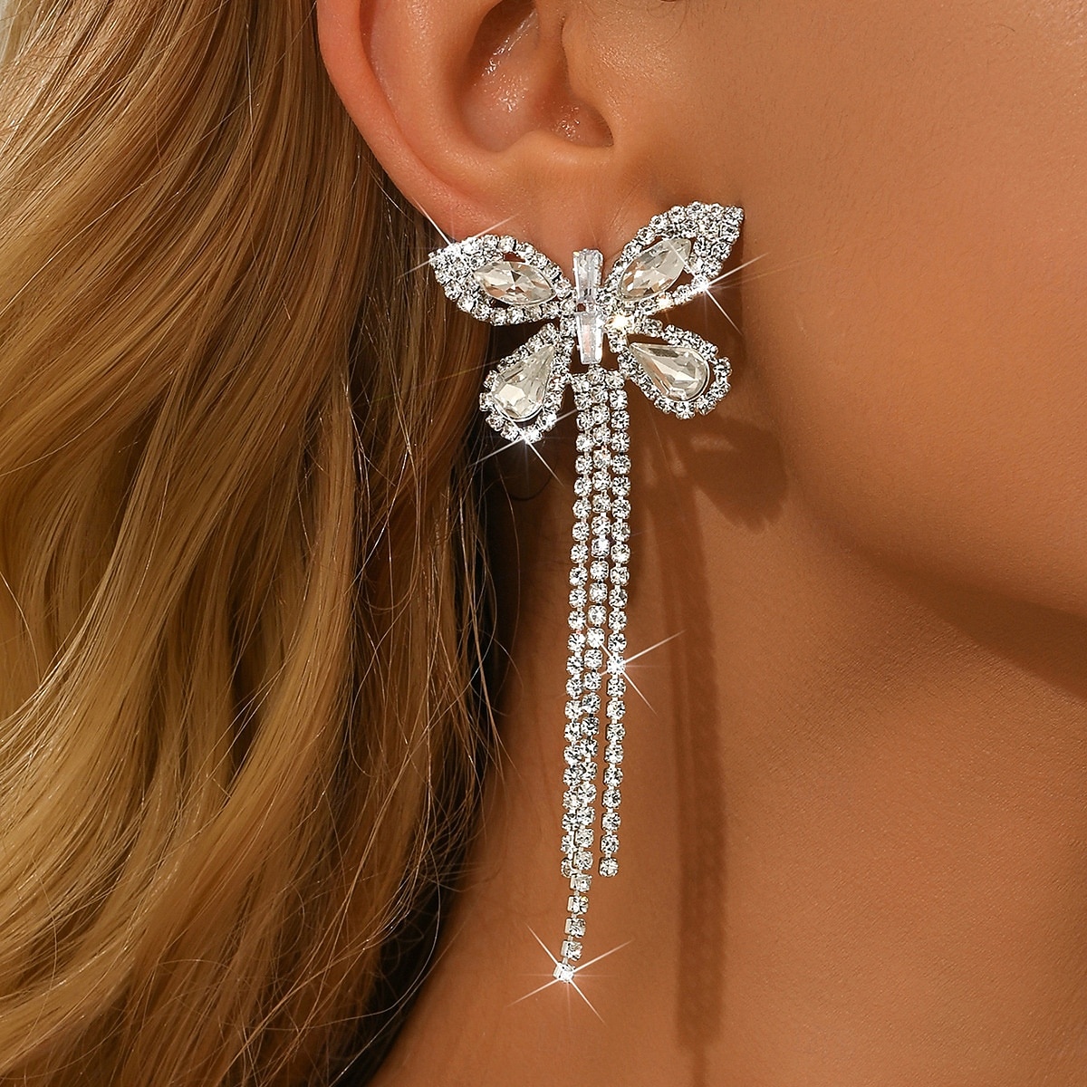 2026年 女性用ラインストーンバタフライタッセルイヤリング - キラキラ輝くステートメントジュエリー、エレガントで華やかなスタイル、パーティーナイトやお祝いに最適 &特別な機会  コレクション – $11.99 –P3