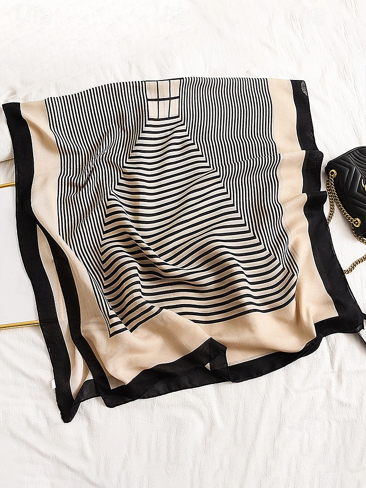 sciarpa a righe in cotone e lino da donna: materiale morbido e leggero, disponibile in più colori, perfetta per outfit casual e invernali del 2026 a $11.99 –P7