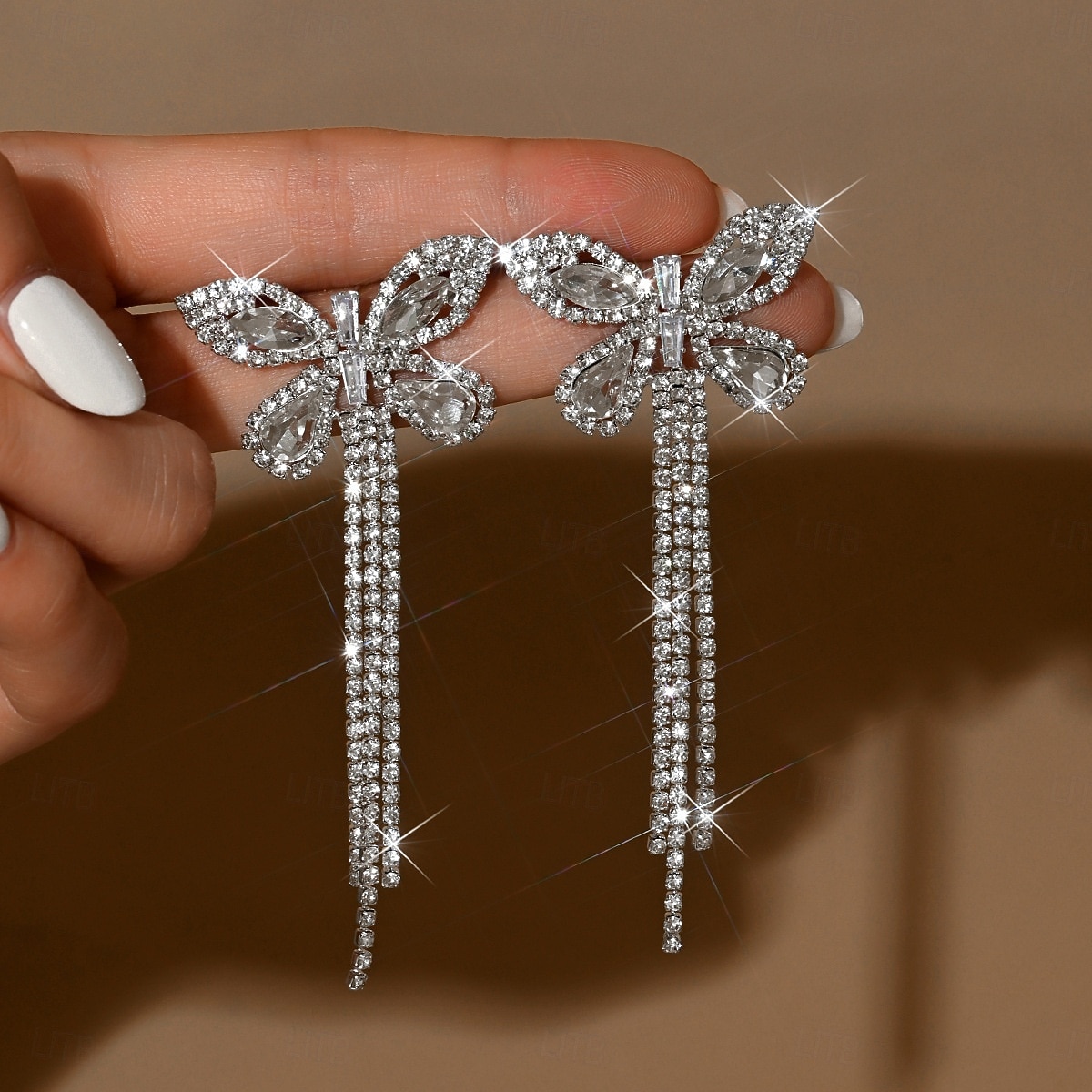 2026年 女性用ラインストーンバタフライタッセルイヤリング - キラキラ輝くステートメントジュエリー、エレガントで華やかなスタイル、パーティーナイトやお祝いに最適 &特別な機会  コレクション – $11.99 –P4